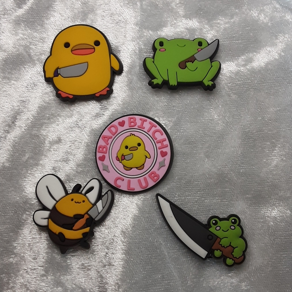 Animal With Knife Croc Charms Jibbitz Set O 5 - Picture 2 of 2